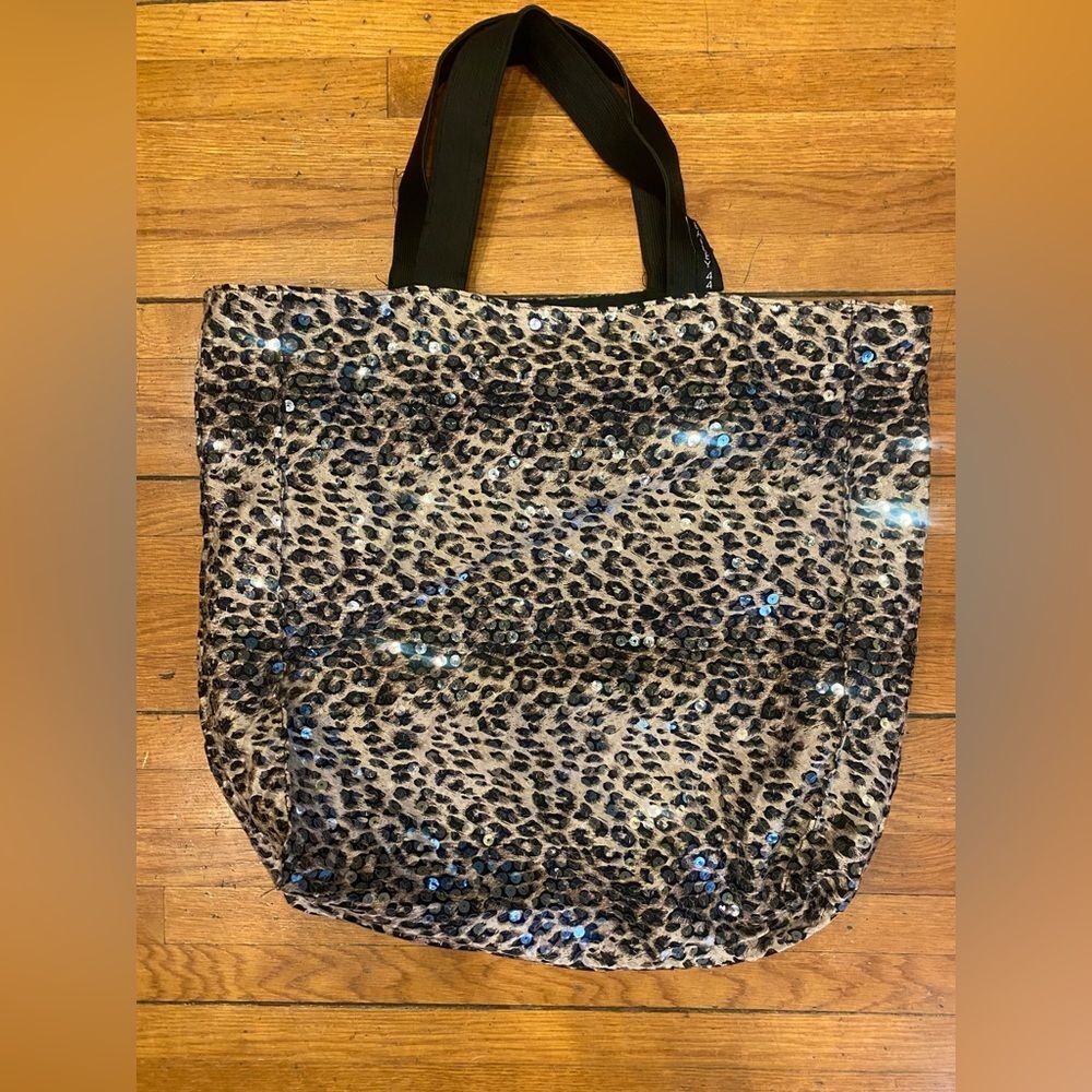 Animal print bag ANTHROPOLOGIE BAILEY 44 Oh So Fly Leopard Sequin Tote Bag NWOT - Picture 4 of 7